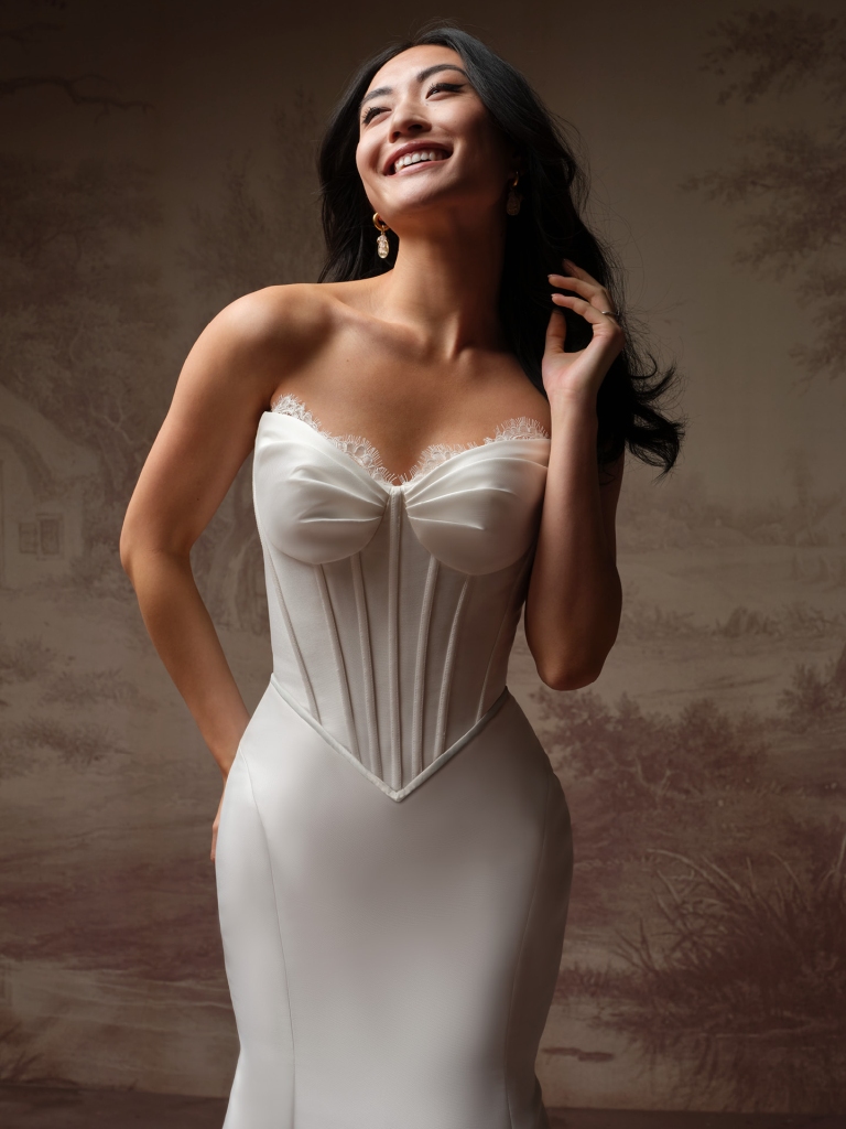 Trouwjurk Rebecca Ingram Zorina Lane met sweetheart halslijn en basque taille