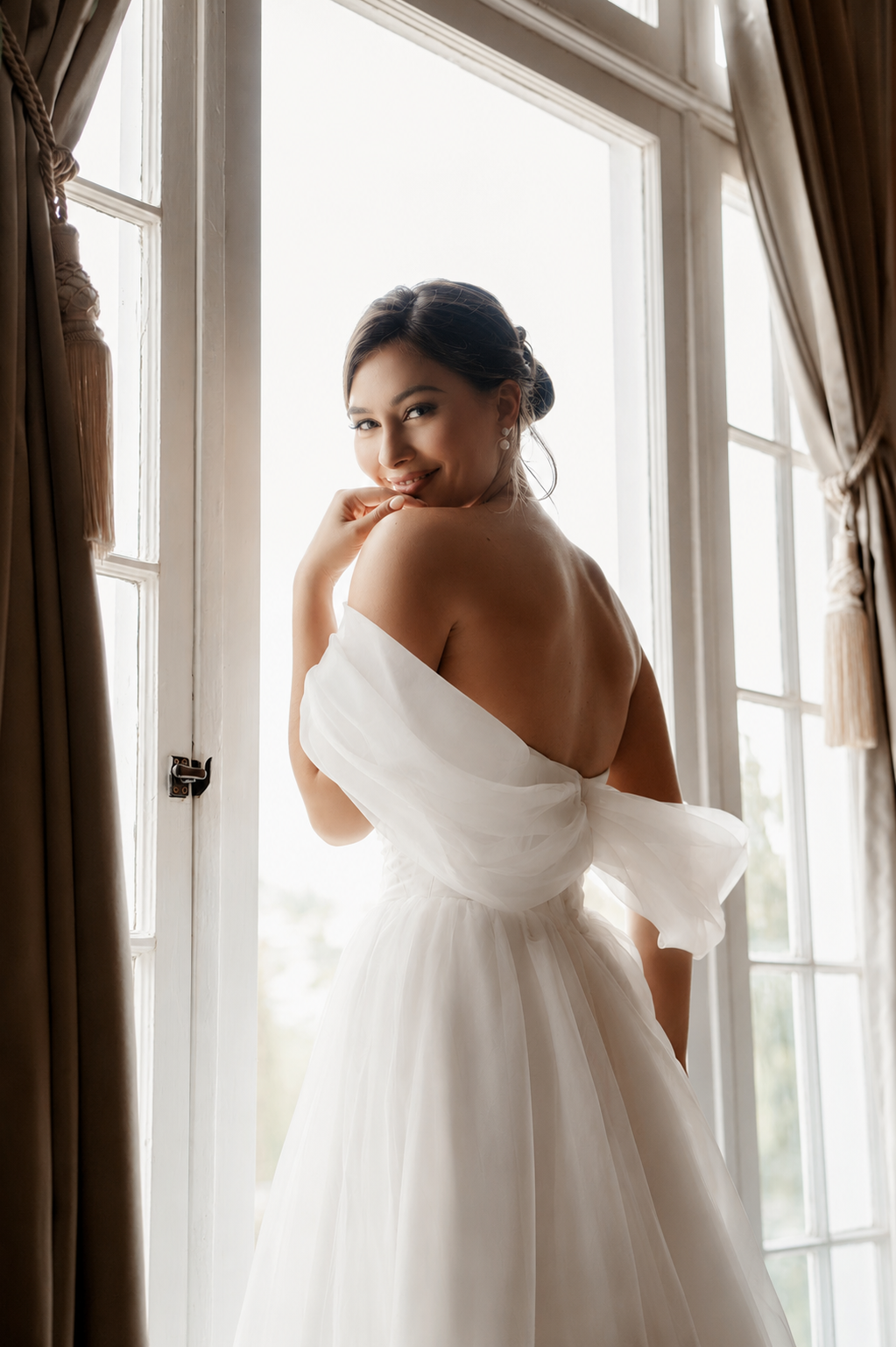 Stella York 8215 trouwjurk met off-shoulder bandjes