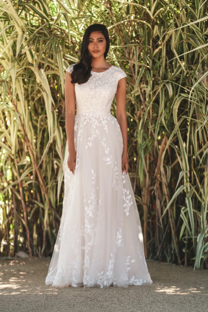Allure Modest M728 trouwjurk met hogere halslijn